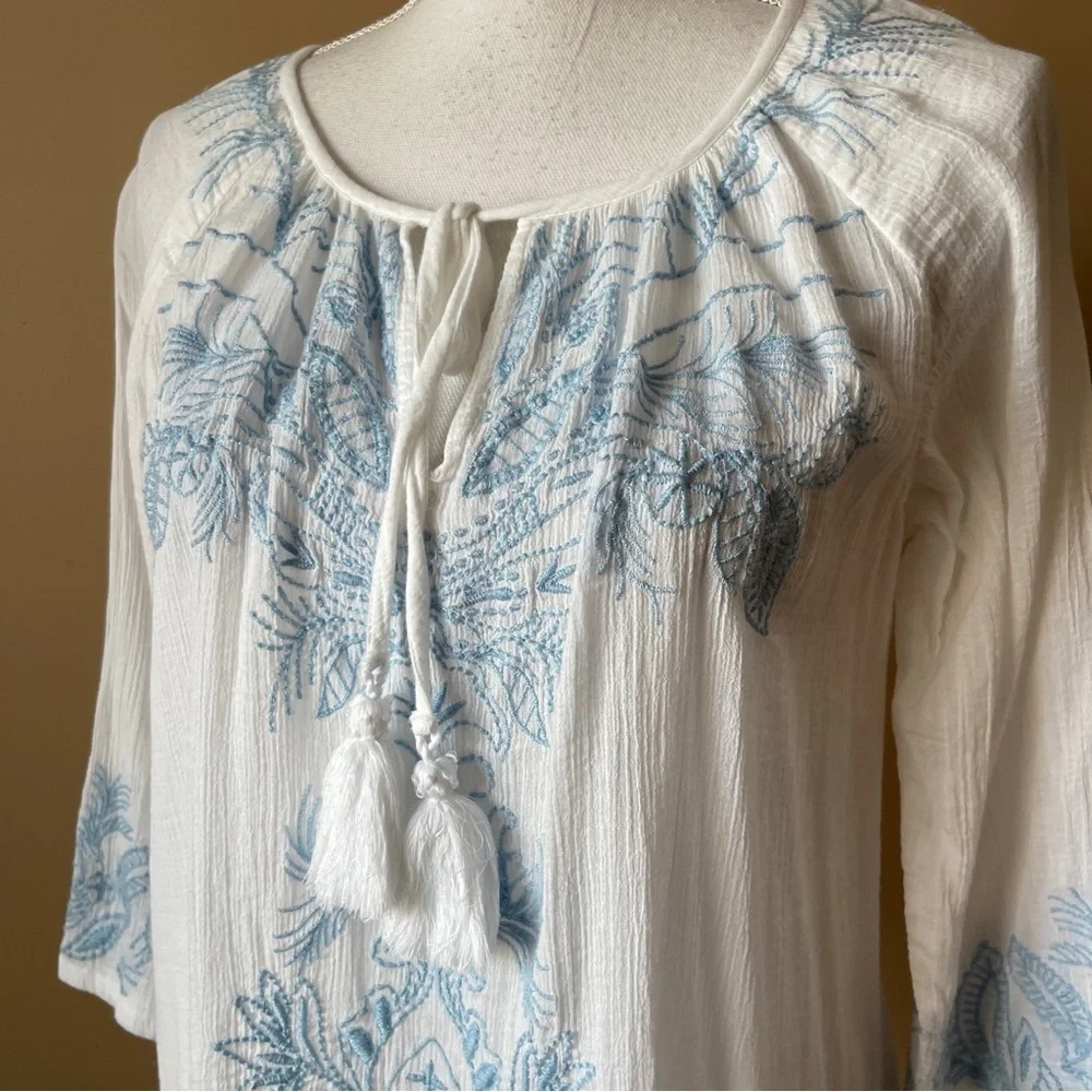 TOMMY BAHAMA | White Embroidered Boho Tunic Top Sz S - Picture 3 of 6